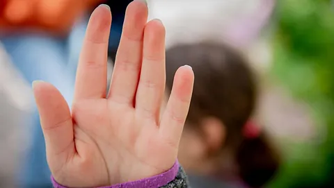 Hand signalisiert Stop; Foto: pixabay
