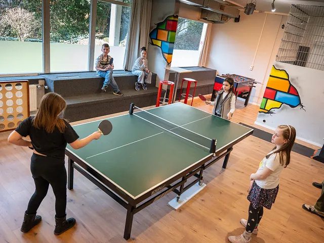 Eine Runde Tischtennis nach dem Unterricht macht Spaß.