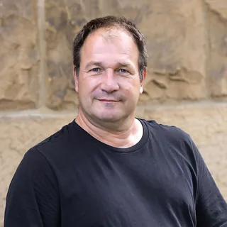 Michael Bernhard
