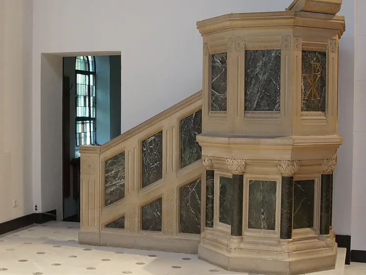 Kanzel in der Schlosskirche