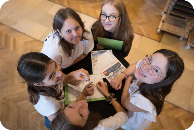 Konfirmandinnen; Foto: evdus