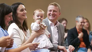Familie mit Kind - Taufe; Foto: evdus